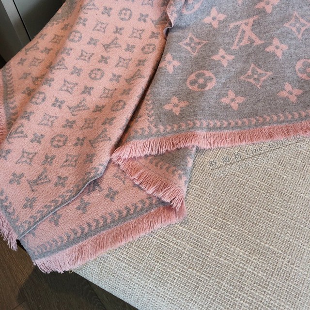 Louis Vuitton女款披肩圍巾 路易威登經典Monogram圖案大圍巾 LV拼色字母邊框提花圍巾  mmj1343